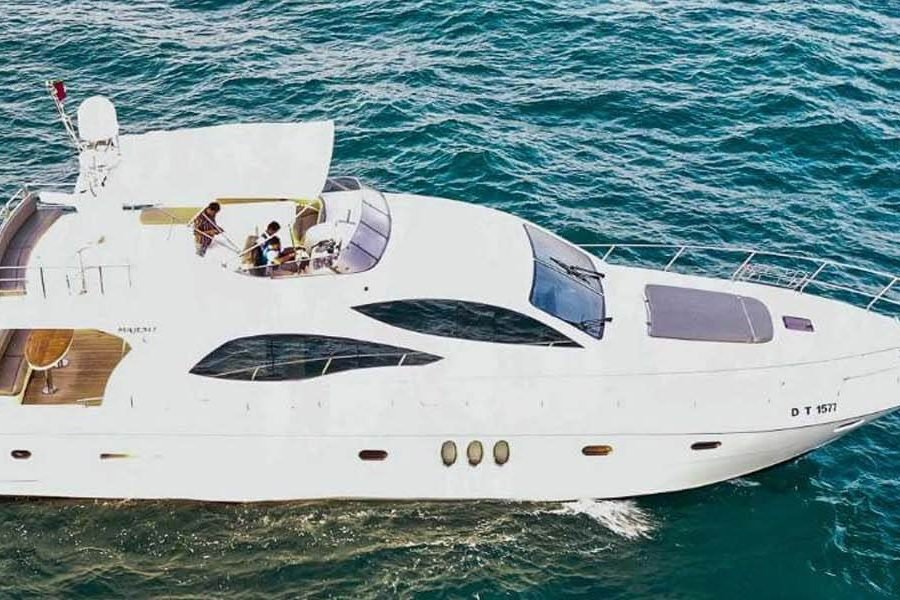 private yacht rental in dubai